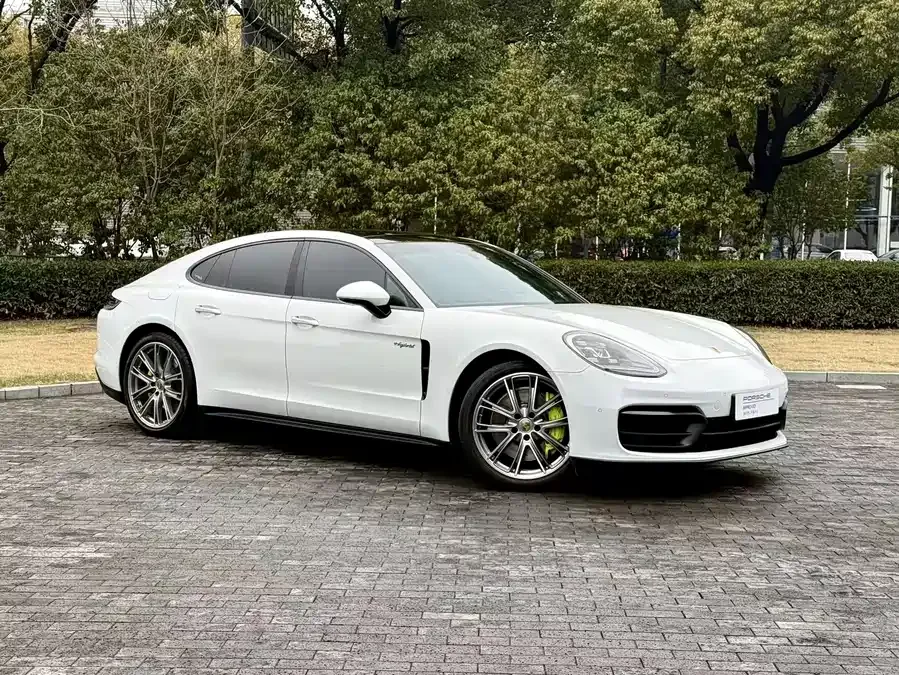 Porsche Panamera New Energy Panamera New Energy 2022 Panamera 4 E-Hybrid 2.9T 2022 — миниатюра 2