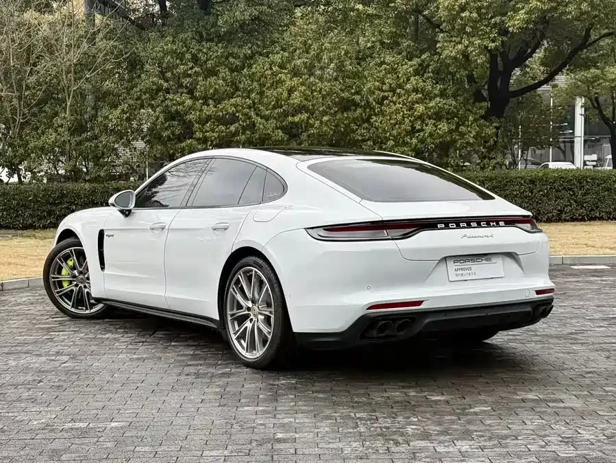 Porsche Panamera New Energy Panamera New Energy 2022 Panamera 4 E-Hybrid 2.9T 2022 — миниатюра 4