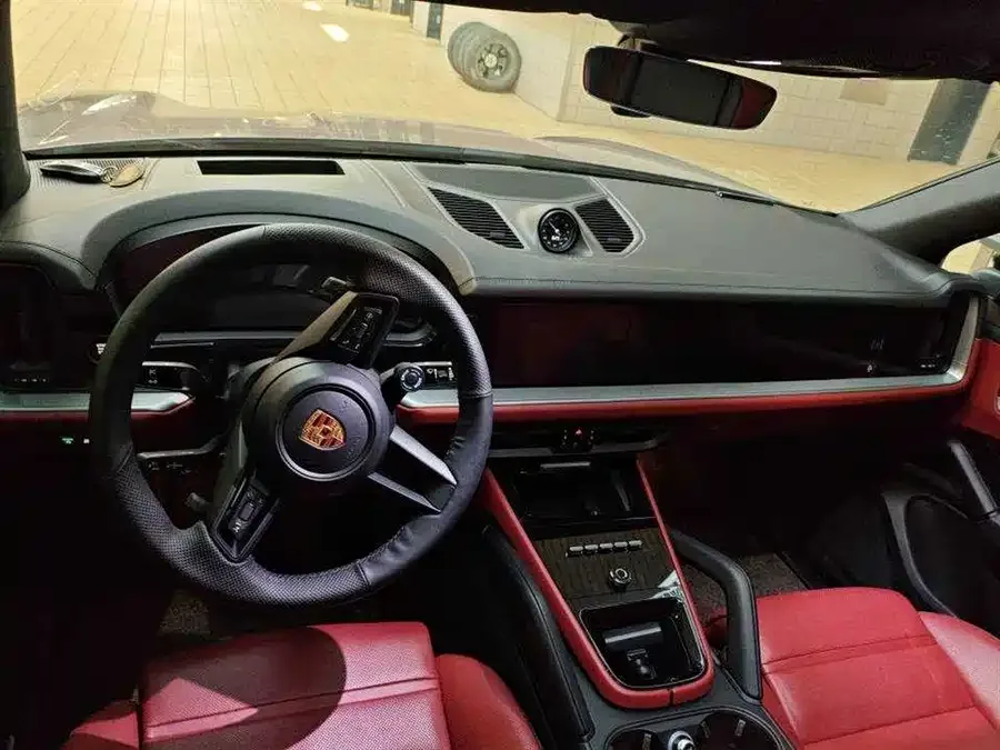 Porsche Cayenne New Energy Cayenne New Energy 2024 Cayenne E-Hybrid 2.0T 2024 — миниатюра 2