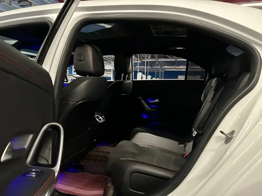 Mercedes-Benz Class A Mercedes-Benz A-Class 2023 A 200 L Fashion Edition 2023 — миниатюра 3