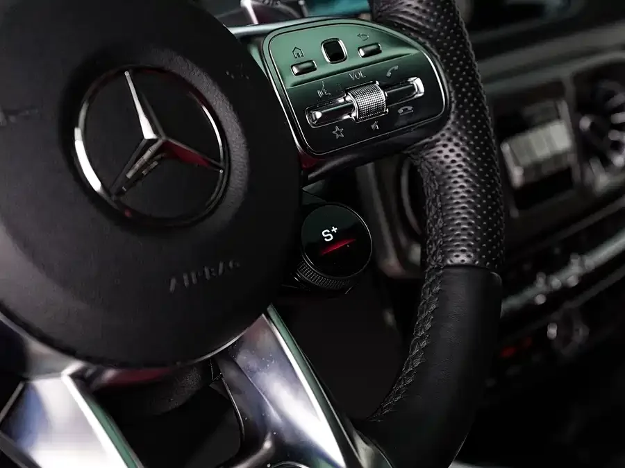 Mercedes-Benz G-Class AMG Mercedes-Benz G-Class AMG 2023 AMG G 63 2023 — миниатюра 4