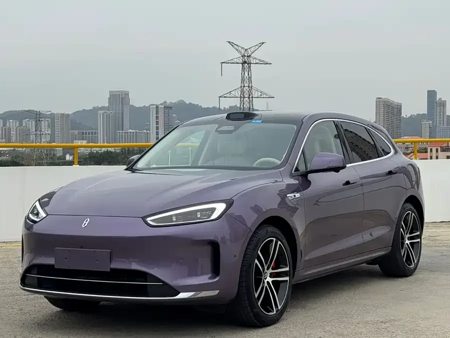 AITO M5 M5 2025 Extended Range Ultra 4WD Edition 2025 — фото 1, купить с доставкой в Москву