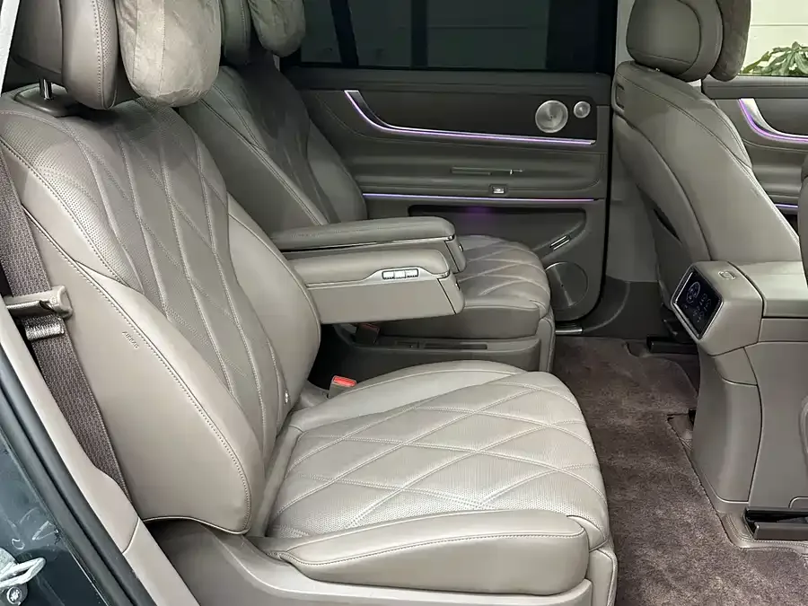 AITO M9 Wenjie M9 2025 Extended Range Max Edition 52kWh 6-Seater (192-line LiDAR) 2025 — миниатюра 5