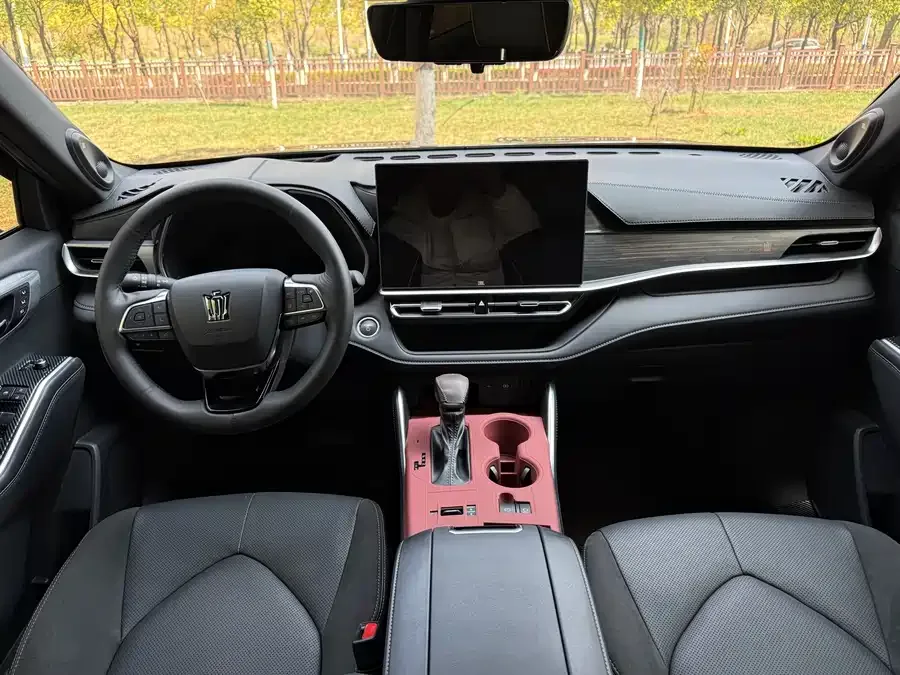Toyota Crown Land 2026 Toyota Crown Land Cruiser 2.5L HEV 4WD Flagship Edition 2026 — миниатюра 2