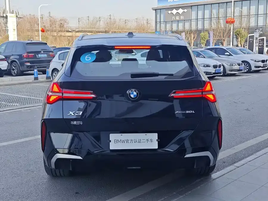BMW X3 2025 xDrive30L Exclusive M Sport Package 2025 — миниатюра 2