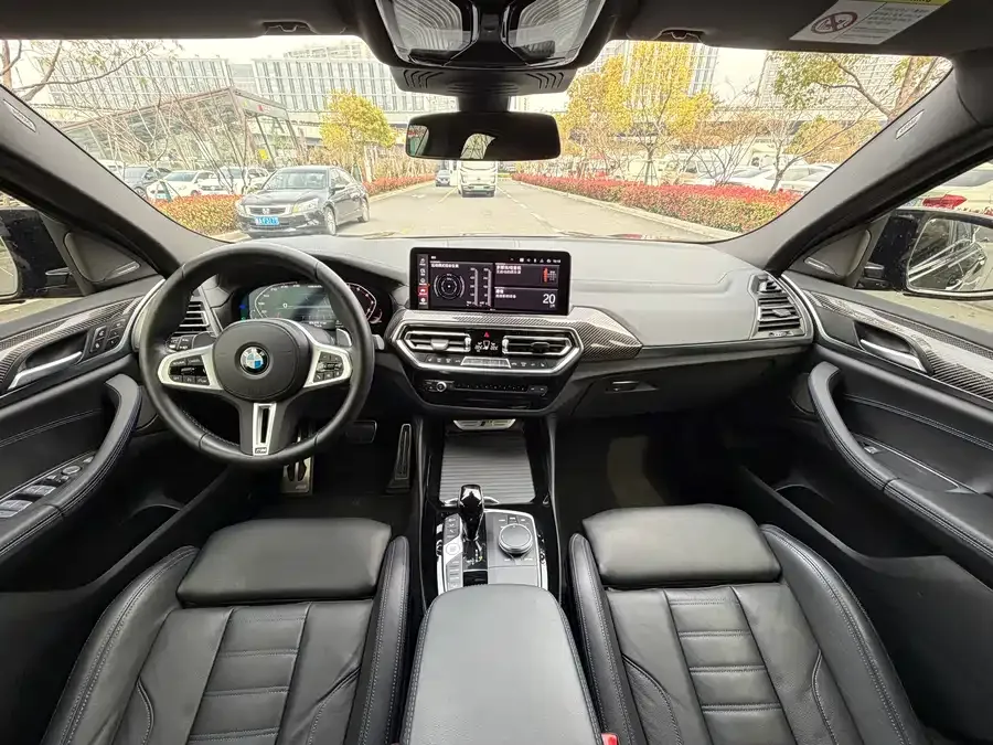 BMW X4 M40i 2022 M40i 2023 — миниатюра 3