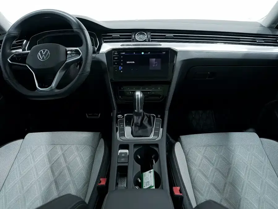 Volkswagen Magotan Magotan 2023 2 million commemorative edition 380TSI DSG flagship model 2023 — миниатюра 2