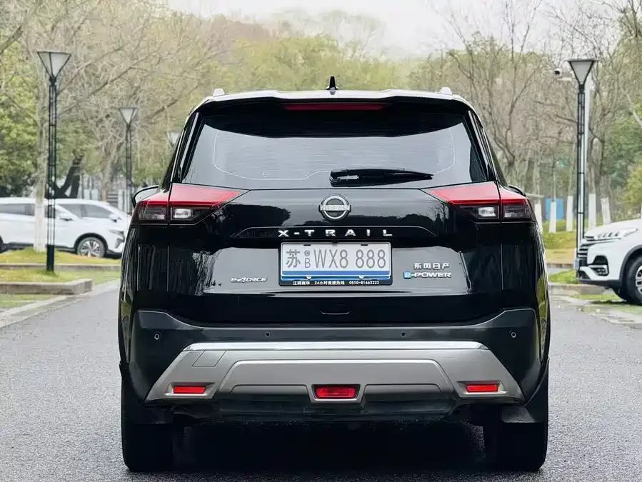 Nissan X-Trail X-Trail 2023 e-POWER Super Hybrid Dual Motor Four-Wheel Drive Luxury Edition 2023 — миниатюра 2