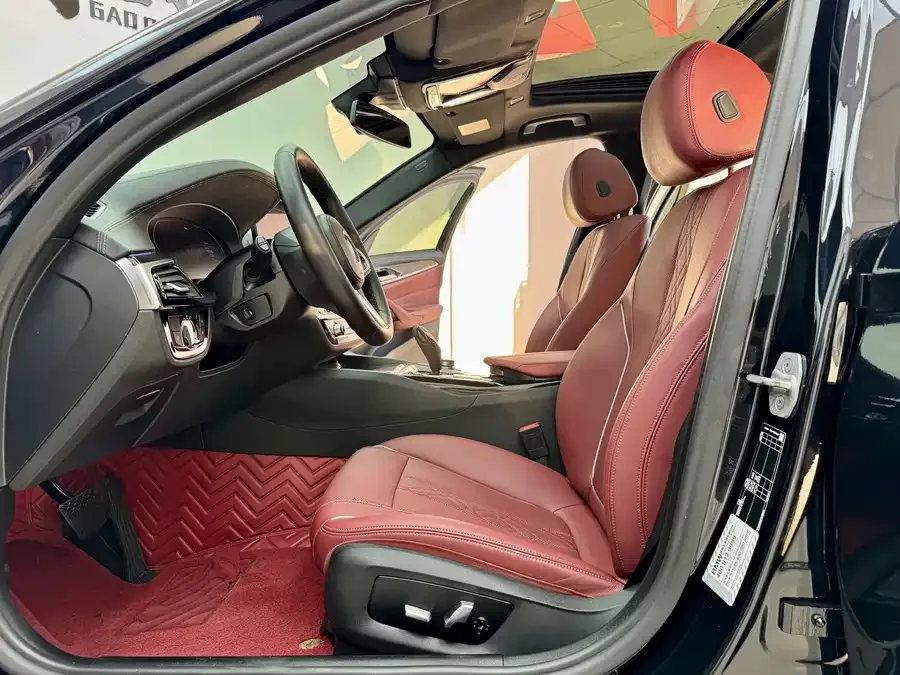 BMW 5 Series BMW 5 Series 2022 facelift 525Li M sports package 2022 — миниатюра 2