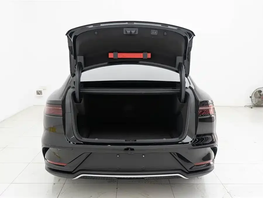 BYD Second-hand Han 2024 DM-i Honor Edition 121KM Premium Edition 2024 — миниатюра 4