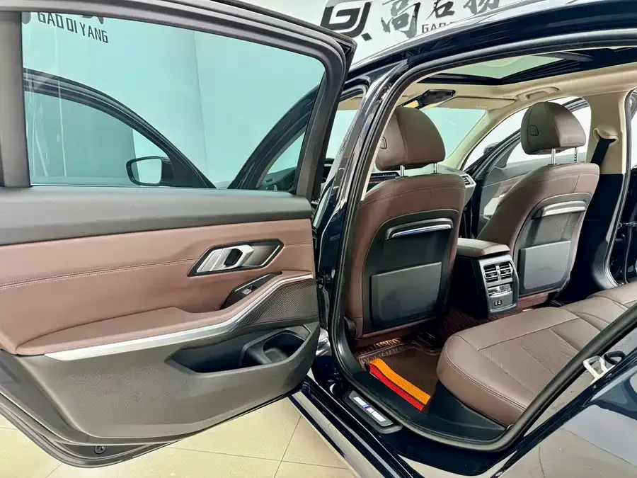BMW 3 Series BMW 3 Series 2022 325Li M Sport Package 2022 — миниатюра 3
