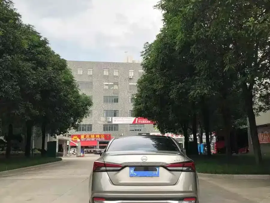 Nissan Altima 2022 Teana 2.0L XL-TLS Enjoy Edition 2022 — миниатюра 3