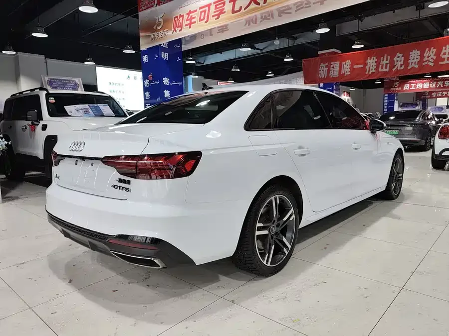Audi a4 l 2022 40 TFSI luxury and dynamic model 2022 — миниатюра 3
