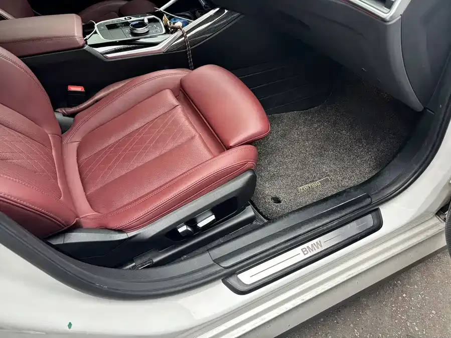BMW i3 2022 eDrive 35 L 2023 — миниатюра 5
