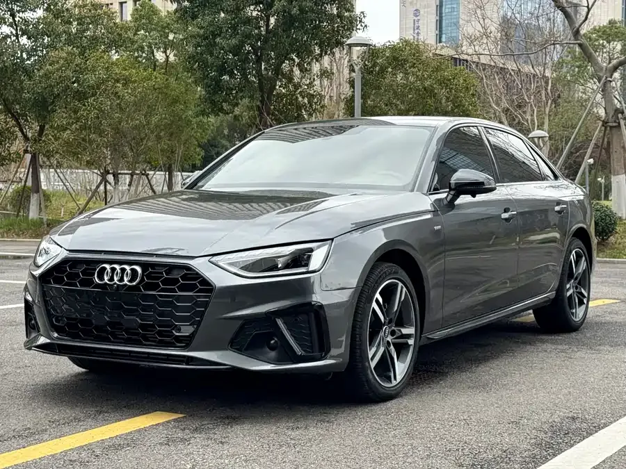 Audi a4 l 2023