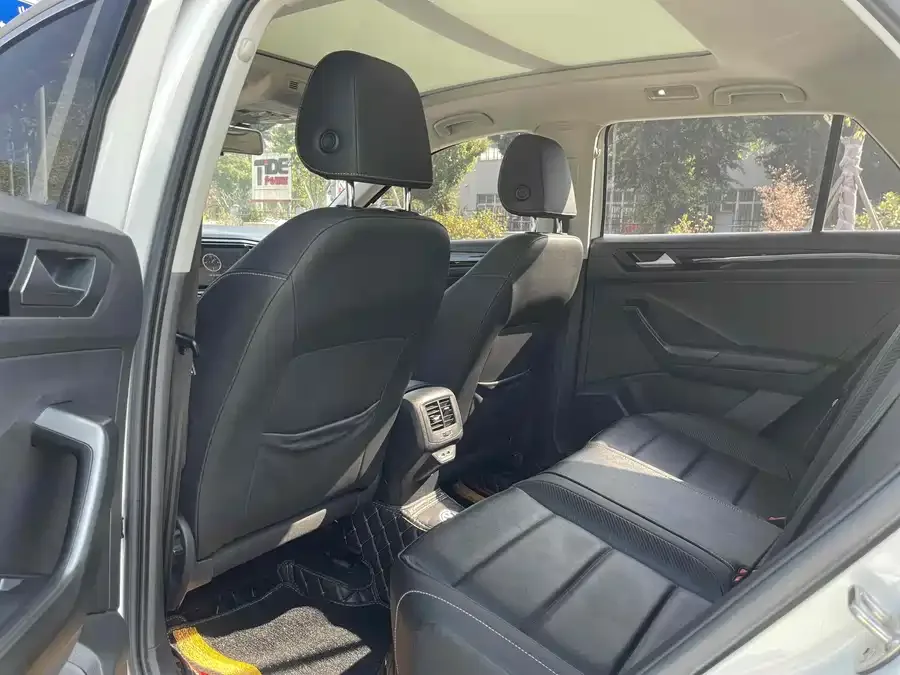 Volkswagen T-Roc T-ROC 2022 280TSI DSG 2WD Comfort PLUS 2022 — миниатюра 5