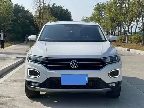 Volkswagen T-Roc 2022 купить в Москве