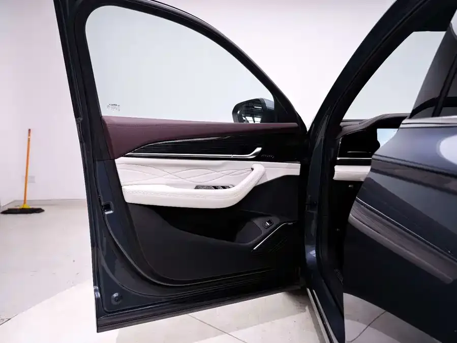 Geely Monjaro Xingyue L 2021 2.0TD DCT EVO 2WD Smart Edition 2022 — миниатюра 5
