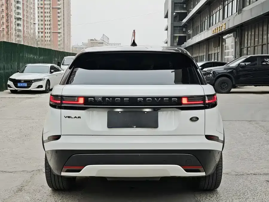 Land Rover Range Rover Velar Range Rover Velar 2024 Dynamic HSE 2024 — миниатюра 3