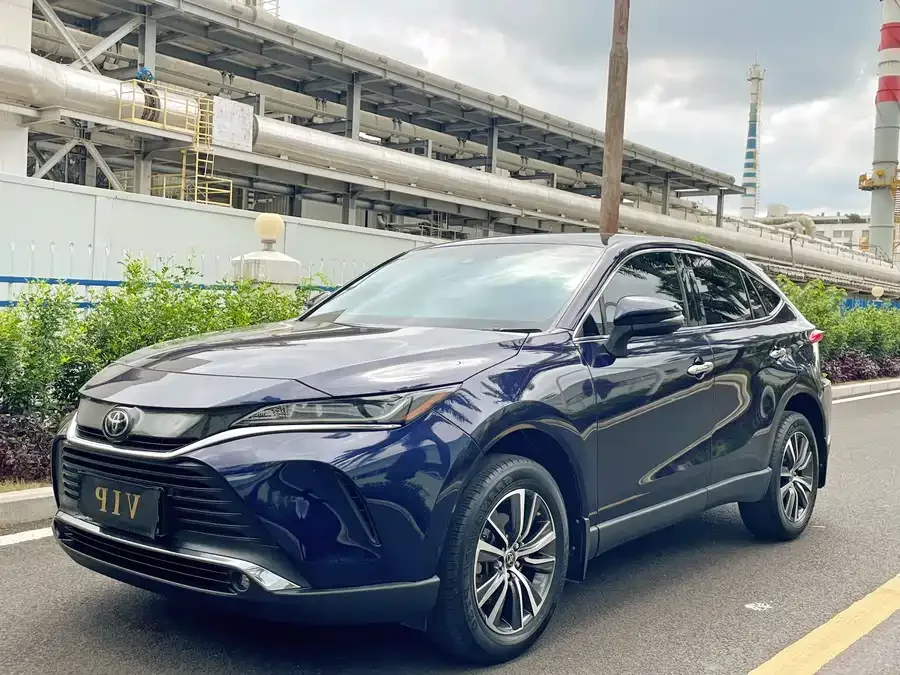 Toyota Lingfang HARRIER Lingfang Harrier 2023 2.0L CVT 2WD Luxury Edition 2023 — фото 1, купить с доставкой в Москву