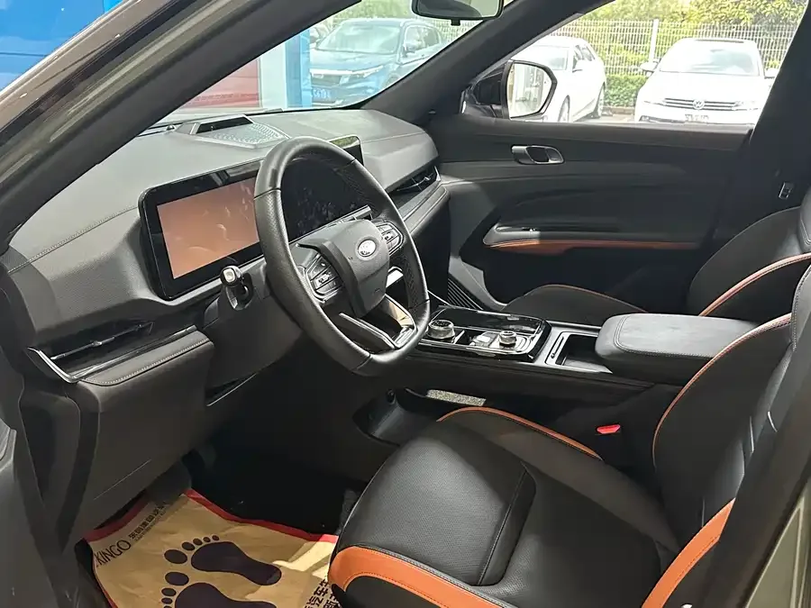 Ford Lingrui 2025 EcoBoost 170 Premium Plus 2024 — миниатюра 4