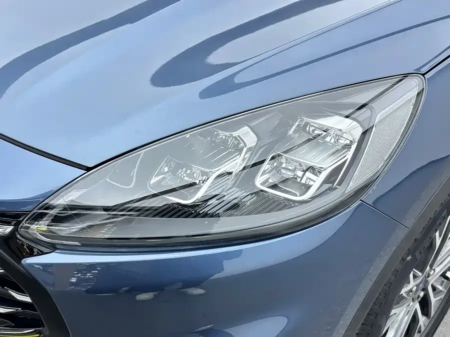 Ford Edge 2020 EcoBoost 245 2WD Premium Edition 2022 — миниатюра 2