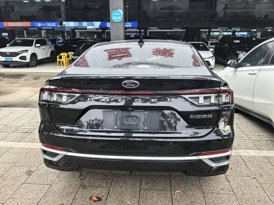 Ford Mondeo 2023 Mondeo EcoBoost 180 Luxury 2023 — миниатюра 5