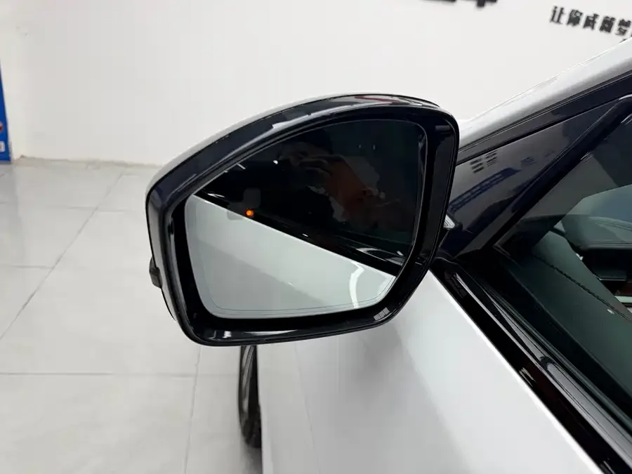Jaguar F-Pace 2024 P250 R-Dynamic SE 2024 — миниатюра 2