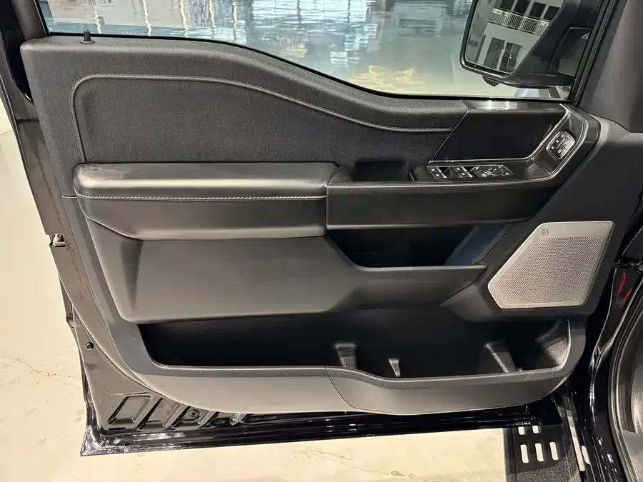 Ford F-150 Raptor 2023 3.5T Raptor 2024 — миниатюра 4