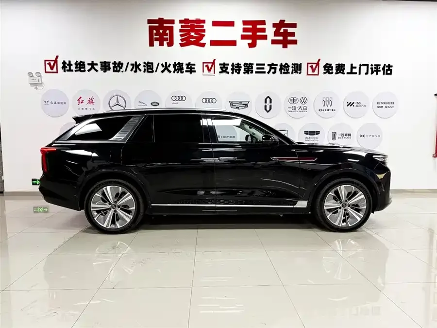 Hongqi E-HS9 Hongqi E-HS9 2022 690km Flagship Edition Six Seaters 2023 — миниатюра 2
