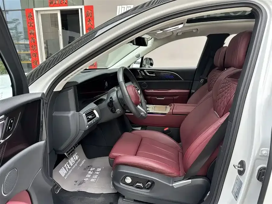 Hongqi E-HS9 Hongqi E-HS9 2022 660km Changqi Edition Six Seaters 2023 — миниатюра 3