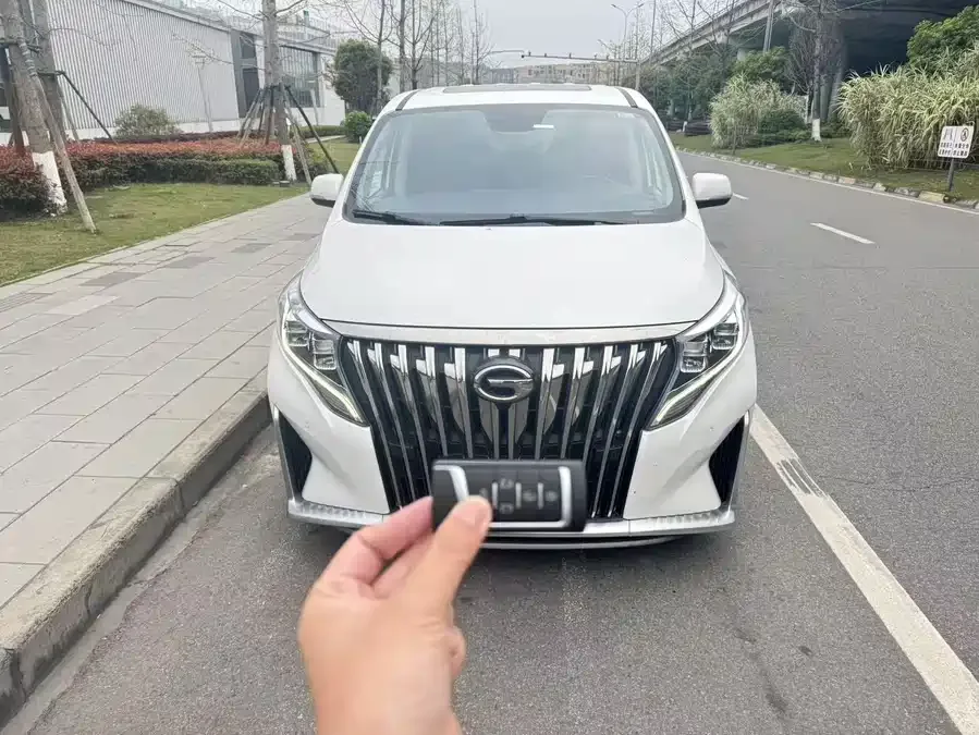 GAC Trumpchi M8 2022