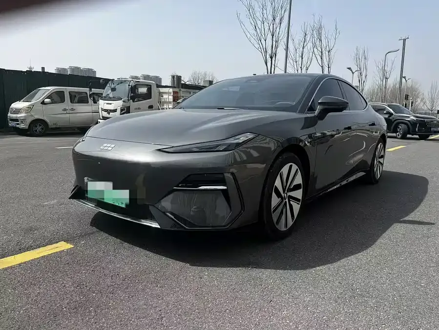 Geely Galaxy E8 Galaxy E8 2024 665km RWD Starship Long Range Edition 2025 — миниатюра 3