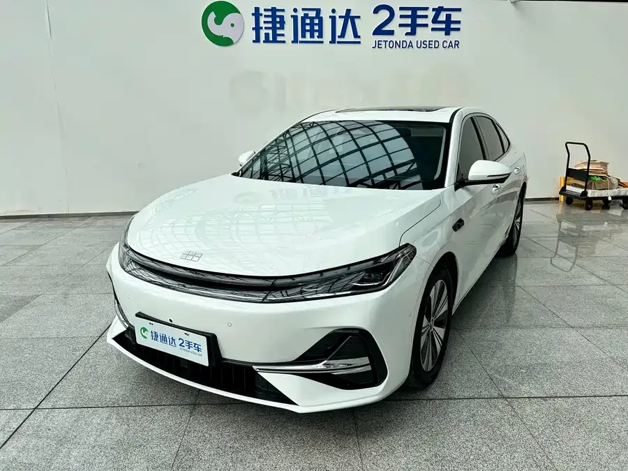Geely Galaxy A7 2025