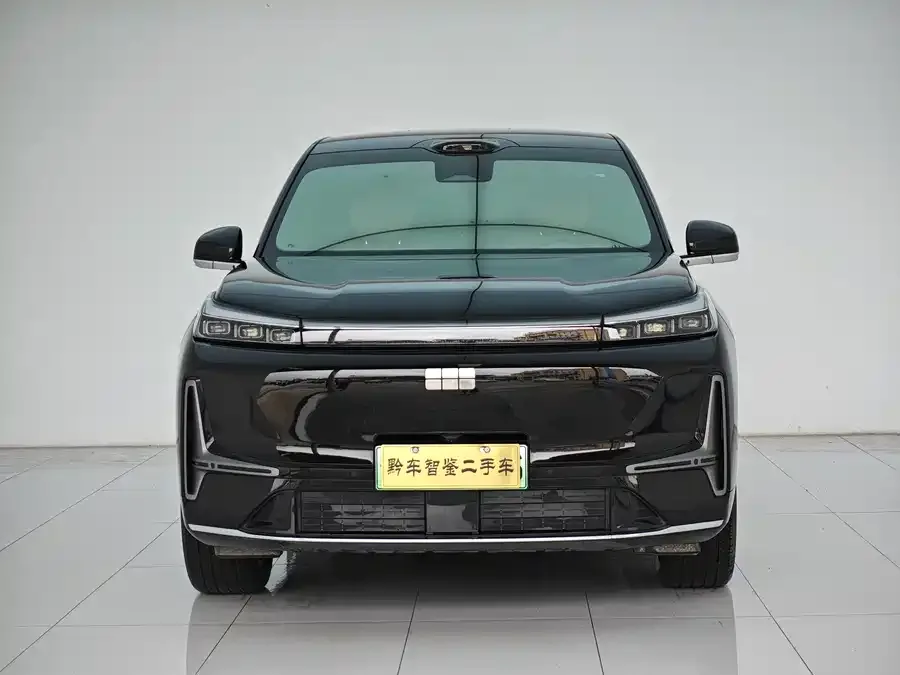 Geely Galaxy M9 Galaxy M9 2025 100km 2WD Smart Navigation Edition 2025 — миниатюра 2