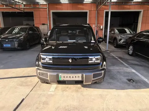 Baojun Yueya Plus 2025 buy in Moscow