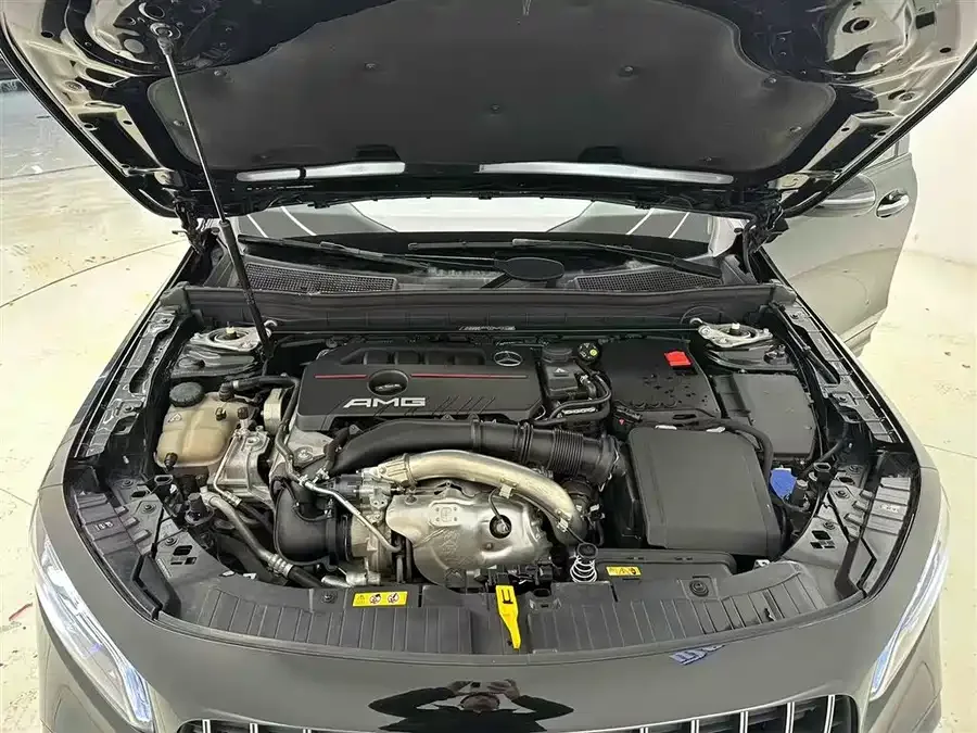 Mercedes-Benz GLB AMG Mercedes-Benz GLB AMG 2023 AMG GLB 35 4MATIC 2023 — миниатюра 3