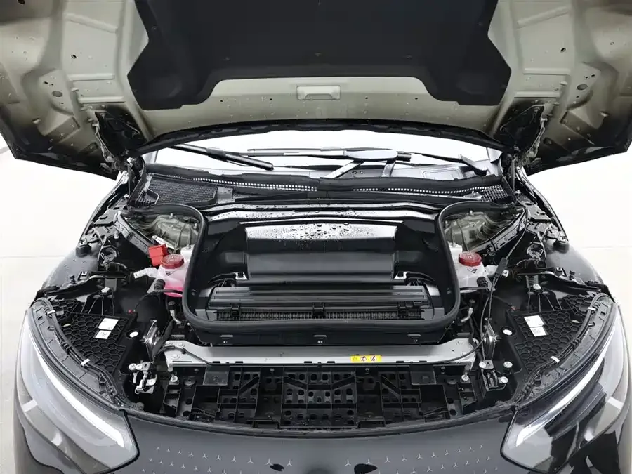 Mercedes-Benz EQE Mercedes-Benz EQE 2025 500 4MATIC Pioneer Edition 2025 — миниатюра 5