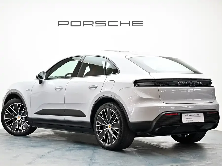 Porsche Macan New Energy Macan New Energy 2024 Macan 4 2025 — миниатюра 2