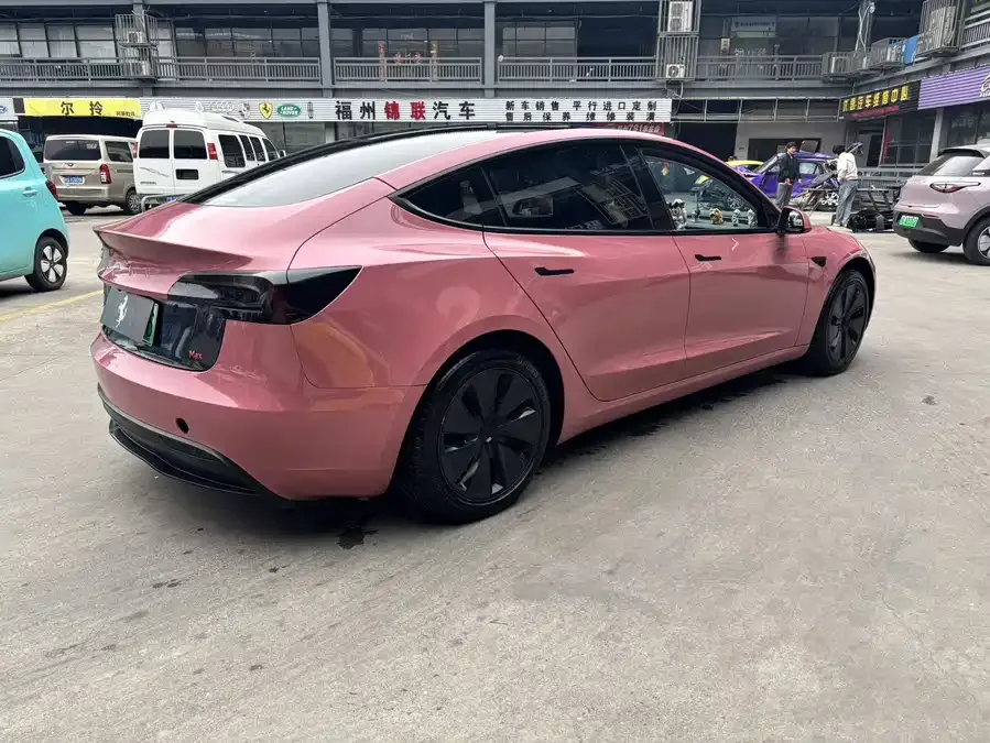 Tesla Model 3 Model 3 2025 rear-wheel drive version 2025 — миниатюра 2