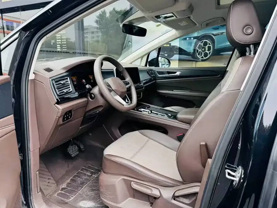 Volkswagen Viloran Weiran 2023 330TSI Business Edition 2024 — миниатюра 4