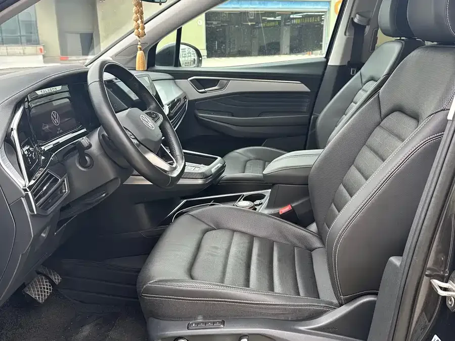 Volkswagen Talagon 2022 Lanjing 380TSI 4WD Luxury Jiajing Edition Pro 6 Seaters 2023 — миниатюра 4