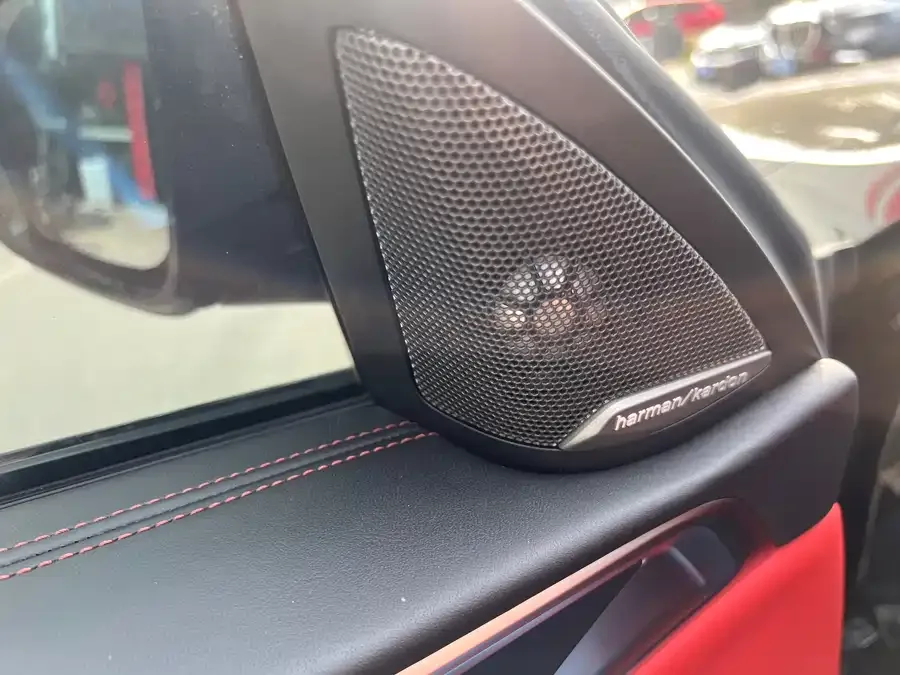 BMW M4 2024 M4 Coupe Thunder Edition 2025 — миниатюра 2