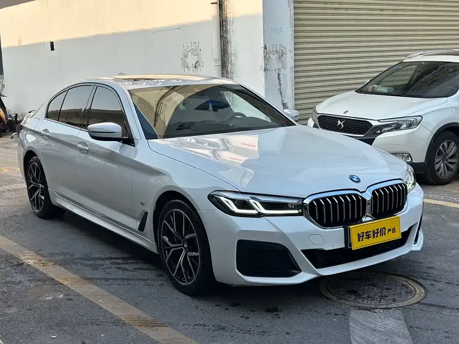 BMW 5 Series 2023