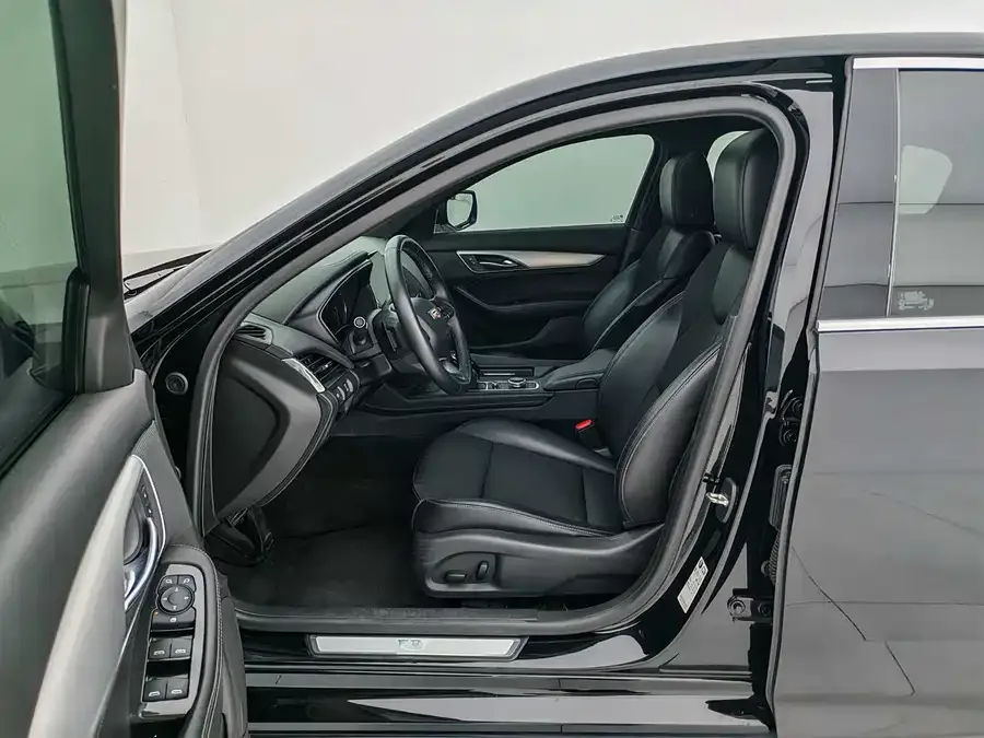 Cadillac CT5 2022 28T Fashion Edition 2022 — миниатюра 3