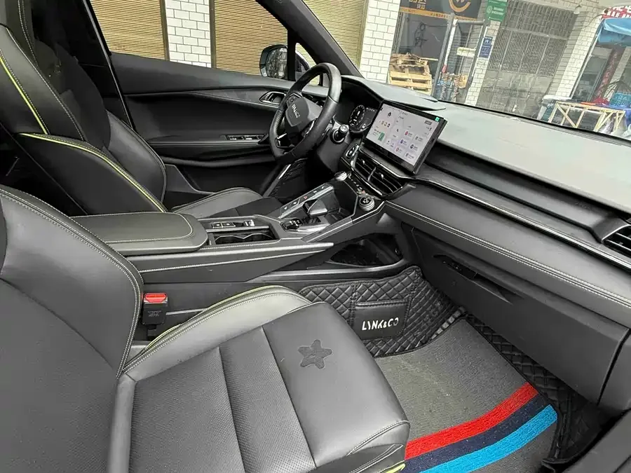 Lynk & Co 06 Lynk & Co 06 2023 Remix 1.5T Shero 2023 — миниатюра 3