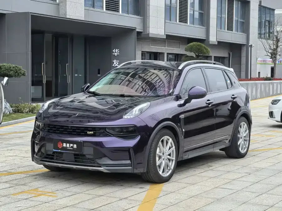 Lynk & Co 01 Lynk & Co 01 2021 2.0TD 2WD Pro 2022 — фото 1, купить с доставкой в Москву