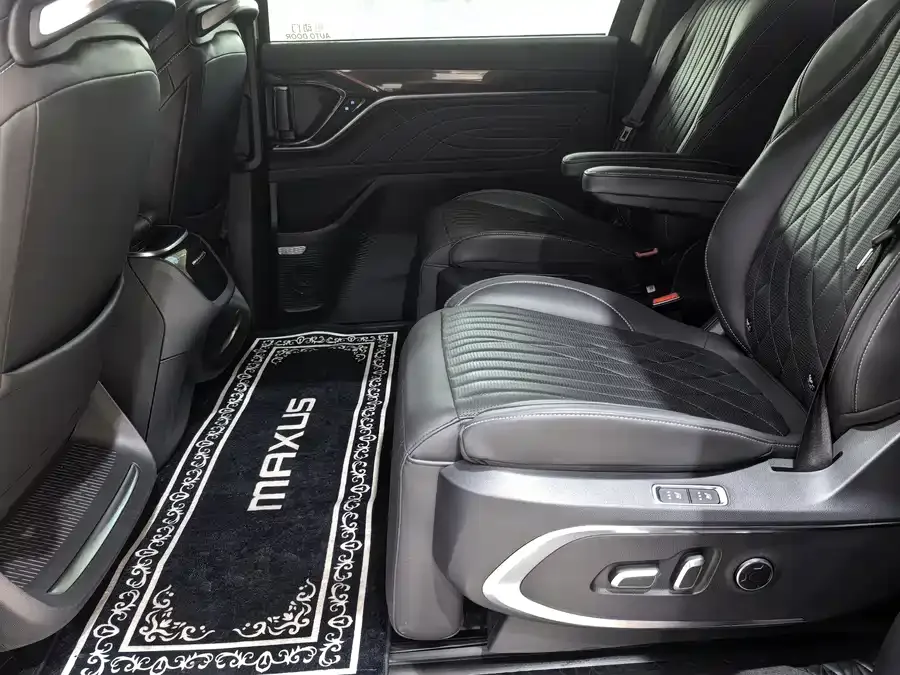 Maxus G90 2022 2.0T Galaxy seven-seater version 2023 — миниатюра 5