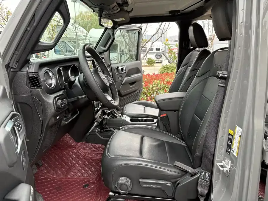 Jeep Gladiator Gladiator 2022 3.6L advance version 2023 — миниатюра 3
