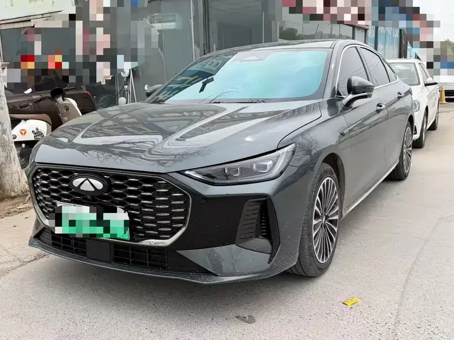 Chery Fengyun A8L 2025